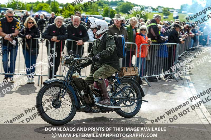 Vintage motorcycle club;eventdigitalimages;no limits trackdays;peter wileman photography;vintage motocycles;vmcc banbury run photographs